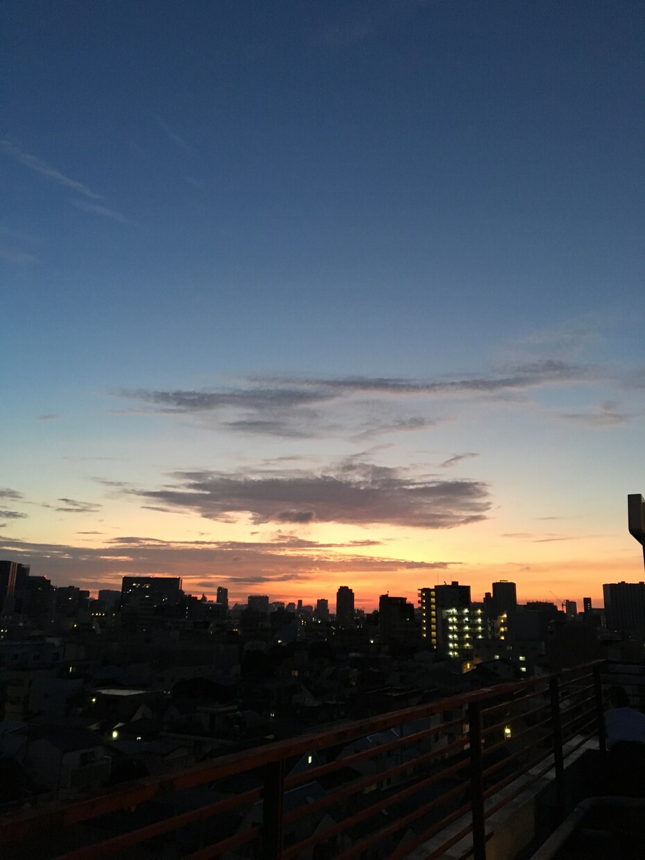 傾聴します 深刻なお悩みから些細なことまで話しください。 イメージ1