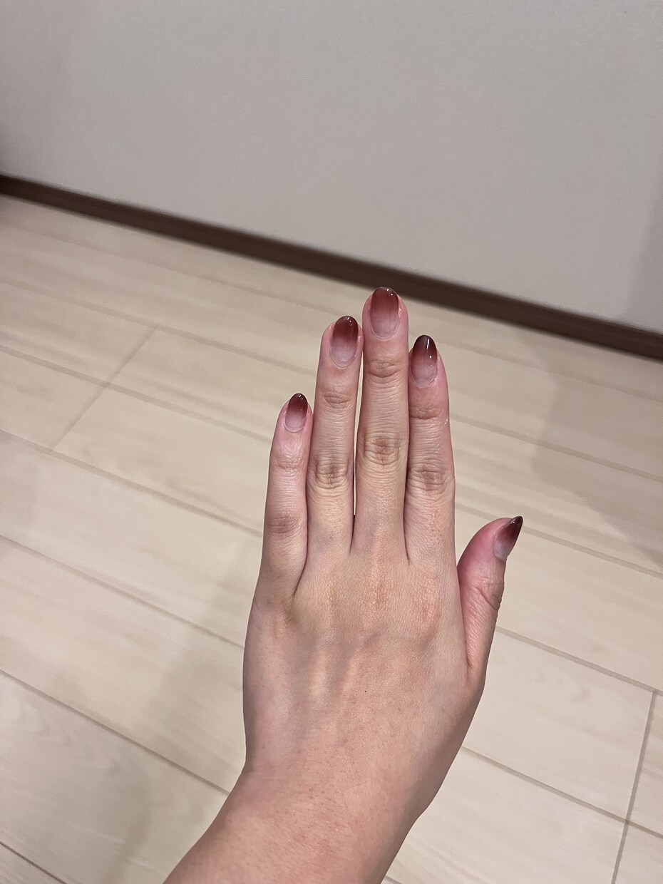 ナチュラルな雰囲気のハンドモデル写真撮影します リアルで柔らかい“人の手”を求めてる方へ イメージ2