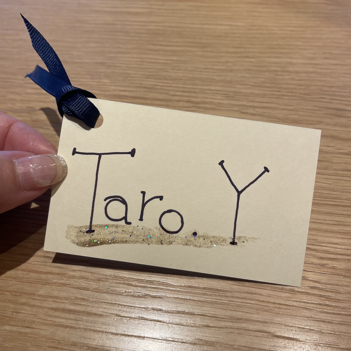 1枚60円！手書きで席札を作成します 結婚式の席札を、手書きで一枚づつ作成いたします。 イメージ1