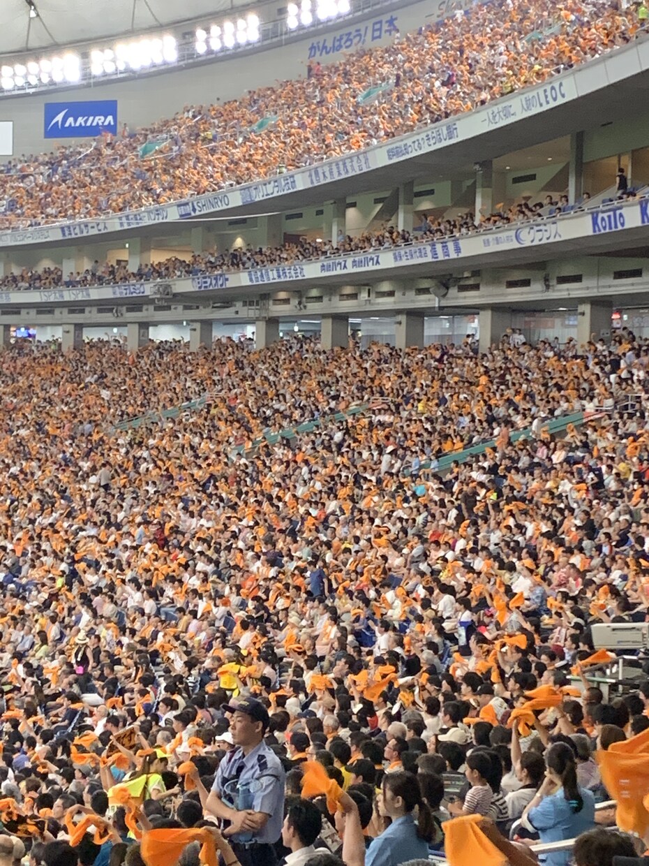 一緒にスポーツ観戦します 今、この瞬間に起こったプレーを一緒に共感します！ イメージ4