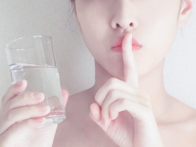 毛穴を閉じて潤いを取り戻す方法を教えます 「はぁ、最悪。。」朝起きて鏡を見た瞬間に映る自分の肌 イメージ6
