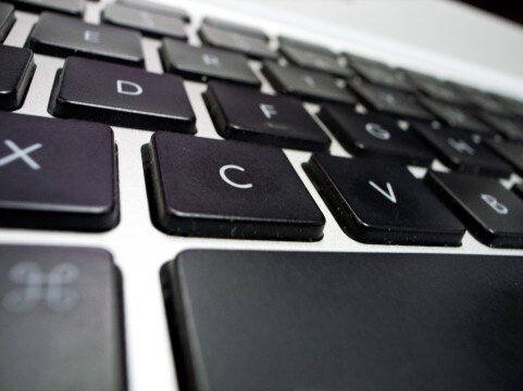WordPressにプラグインを導入します お問合せフォームを設置。確認画面あり。自動返信メールも。 イメージ1