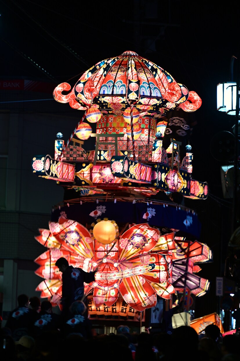 南砺市福野夜高祭大行燈の写真を提供します ワクワクが止まらない！福野夜高祭（宵祭り） イメージ3