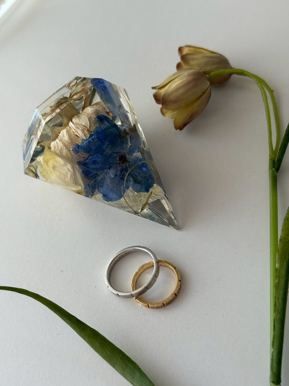 結婚式や記念日のブーケをリングスタンドにし残します 特別な花束をインテリアとしても楽しめるアフターブーケに イメージ1