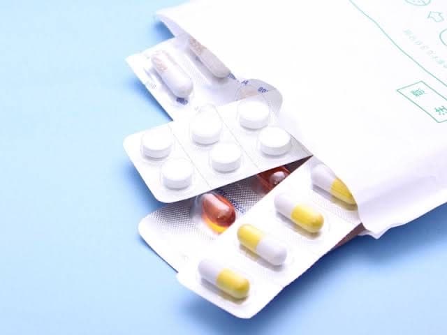 お薬についてのご相談を丁寧にお答えします お薬について疑問に思うことデータに基づいてお話しします。 イメージ1