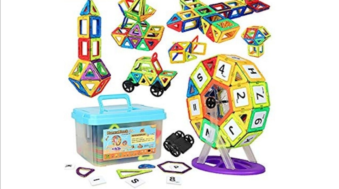 お子さん向けのプレゼント選びます もらった時のお子さんの笑顔を想像しながら選びましょう。 イメージ1