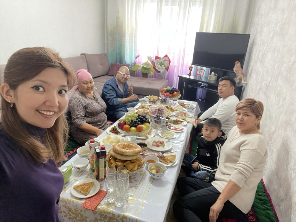 30代40代の結婚出来ない男性をサポートします 日本人がモテる中央アジアの女性との出会いや結婚までをご案内 イメージ8