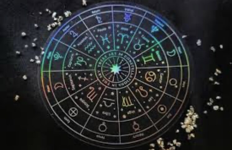 秘密の彼との相性を、生年月日とタロットで占います 彼と私の出会った意味は❓私達の幸せって何❓と悩む方に♡ イメージ2