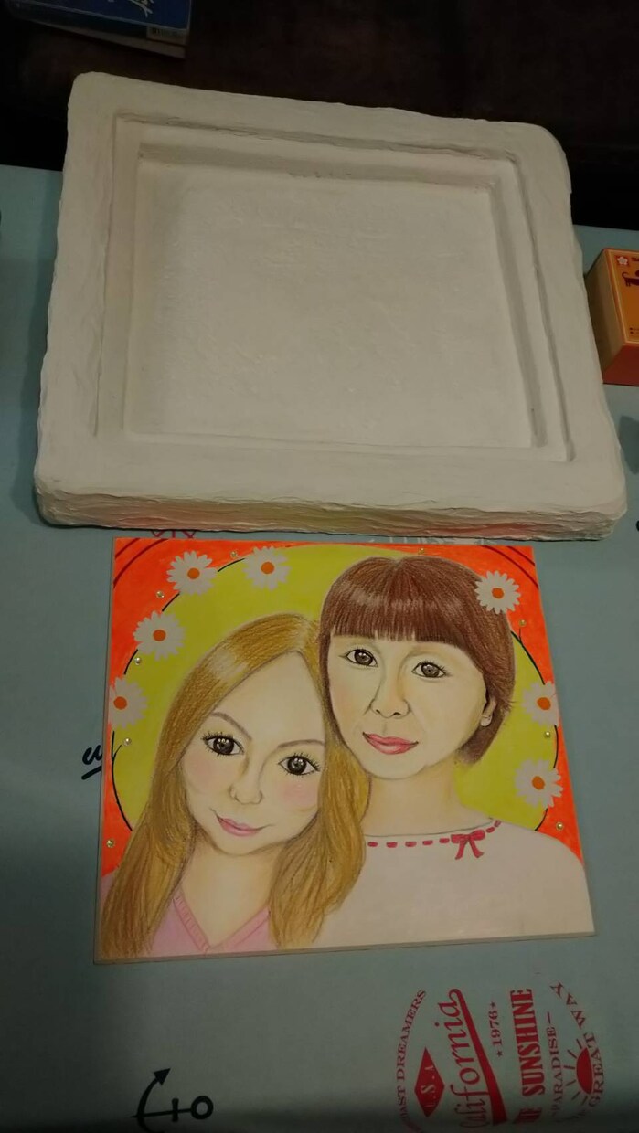 肖像画キャドル・ヌアージュフレーム入りお届けします 肖像画を描き、手作りフレームに入れてお届けします イメージ4