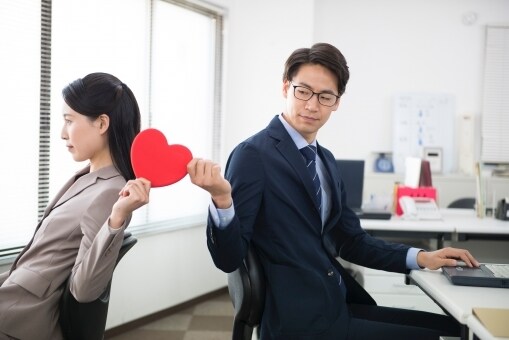 1人で悩まないで♡秘密の恋愛一緒に共有します みんなには内緒の恋♡知らない相手だからこそ話せることがある イメージ3