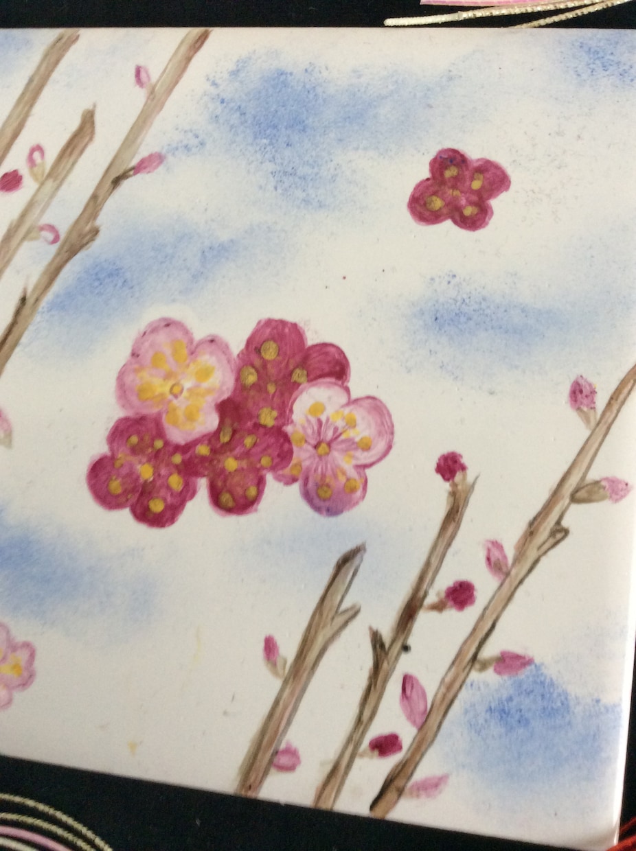 新しい年を迎えるにあたり正月飾りをつくります 正月飾り④梅の花　あまり華やかではないのに清楚でかわいい花 イメージ2