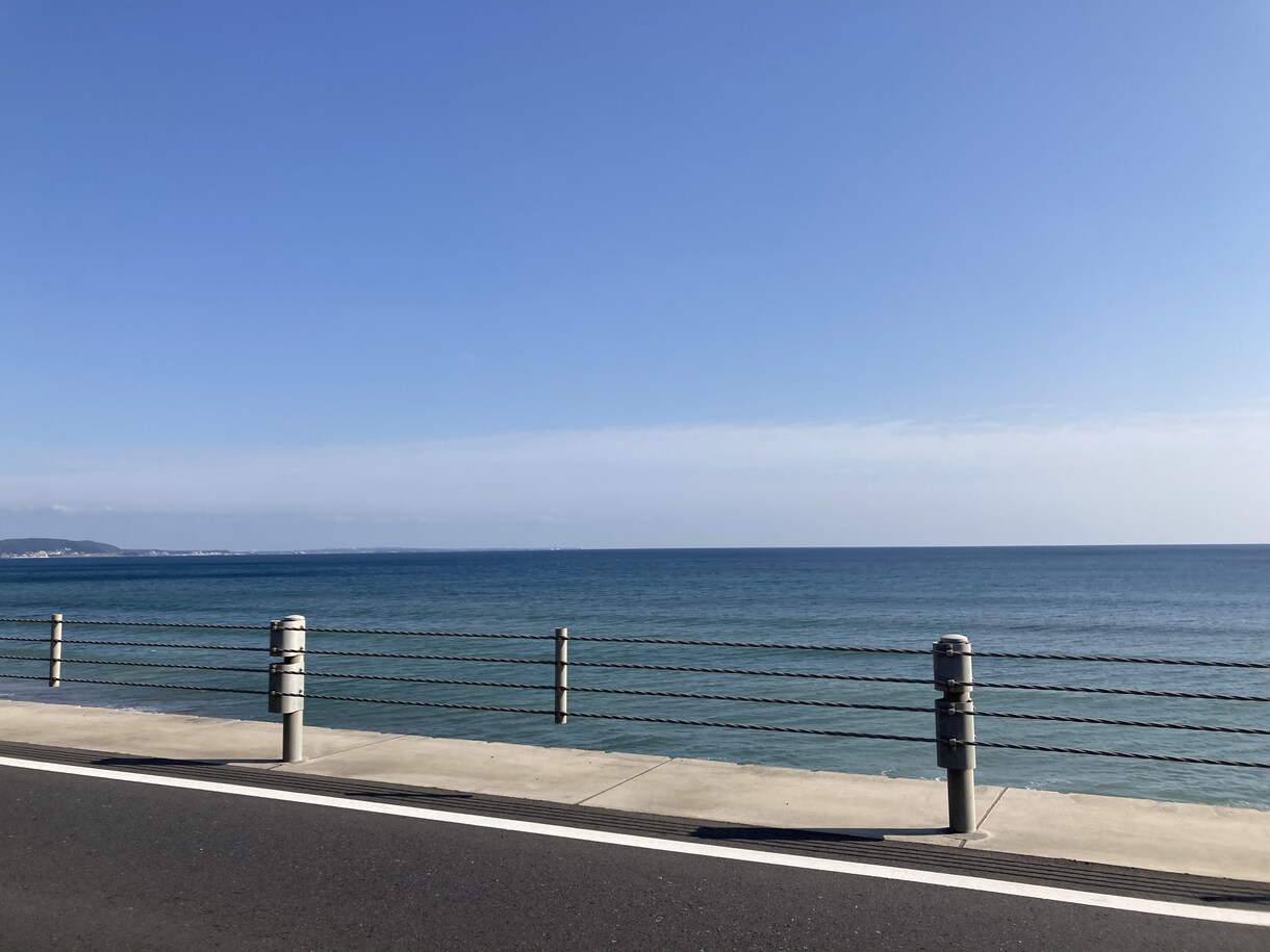 お悩みから雑談まで何でもお話聞きます 誰かに話を聞いてほしい人向け！カウンセラーの資格を持ってます イメージ1