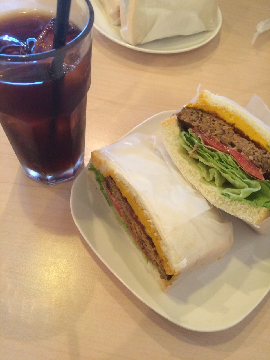 博多駅周辺で時間が潰せてゆっくりできるカフェ紹介します♪ イメージ1