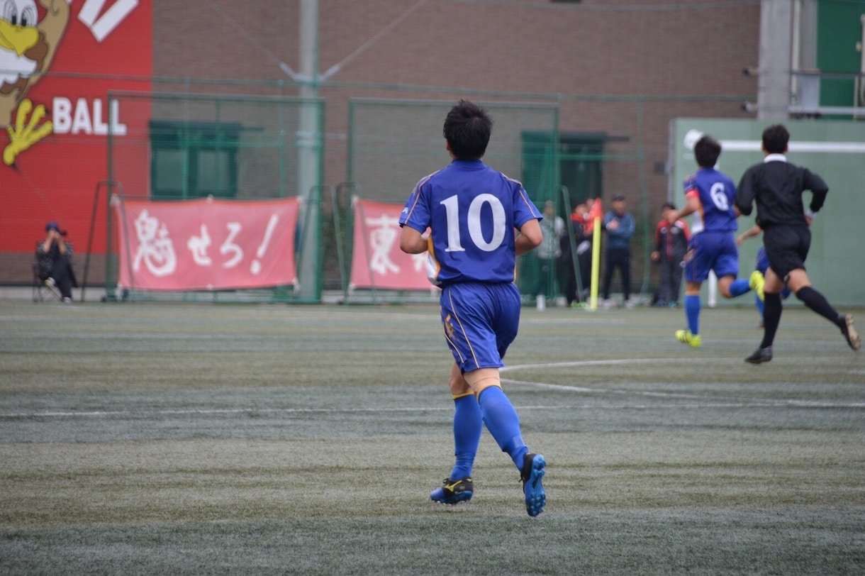 サッカーでのドリブルメニューを徹底提案します 【決定機演出、試合を決める立役者になりたい方必見！】 イメージ2