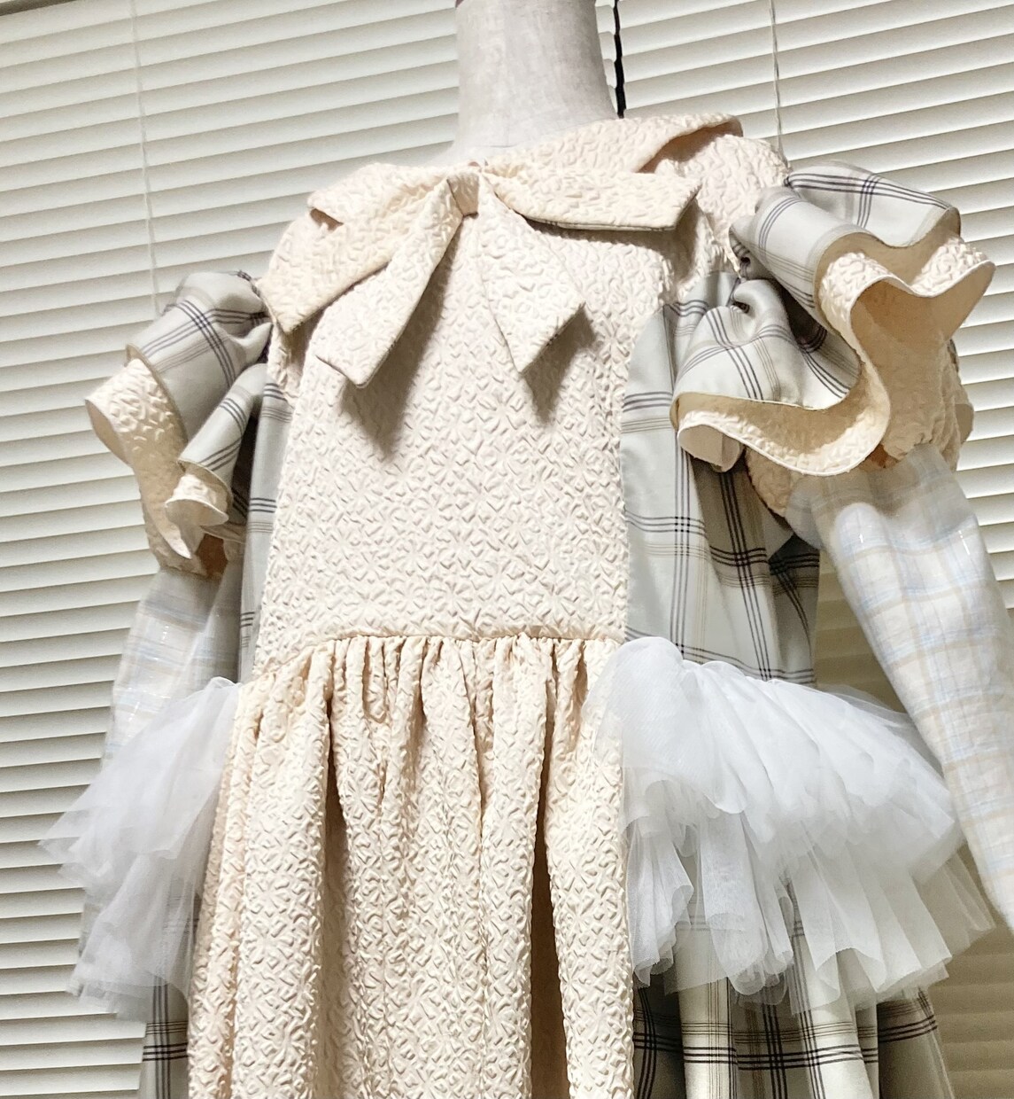 コスプレ衣装・アイドル衣装の製作をいたします 単品の製作、型紙のみの製作など様々な相談お待ちしております♪ イメージ4
