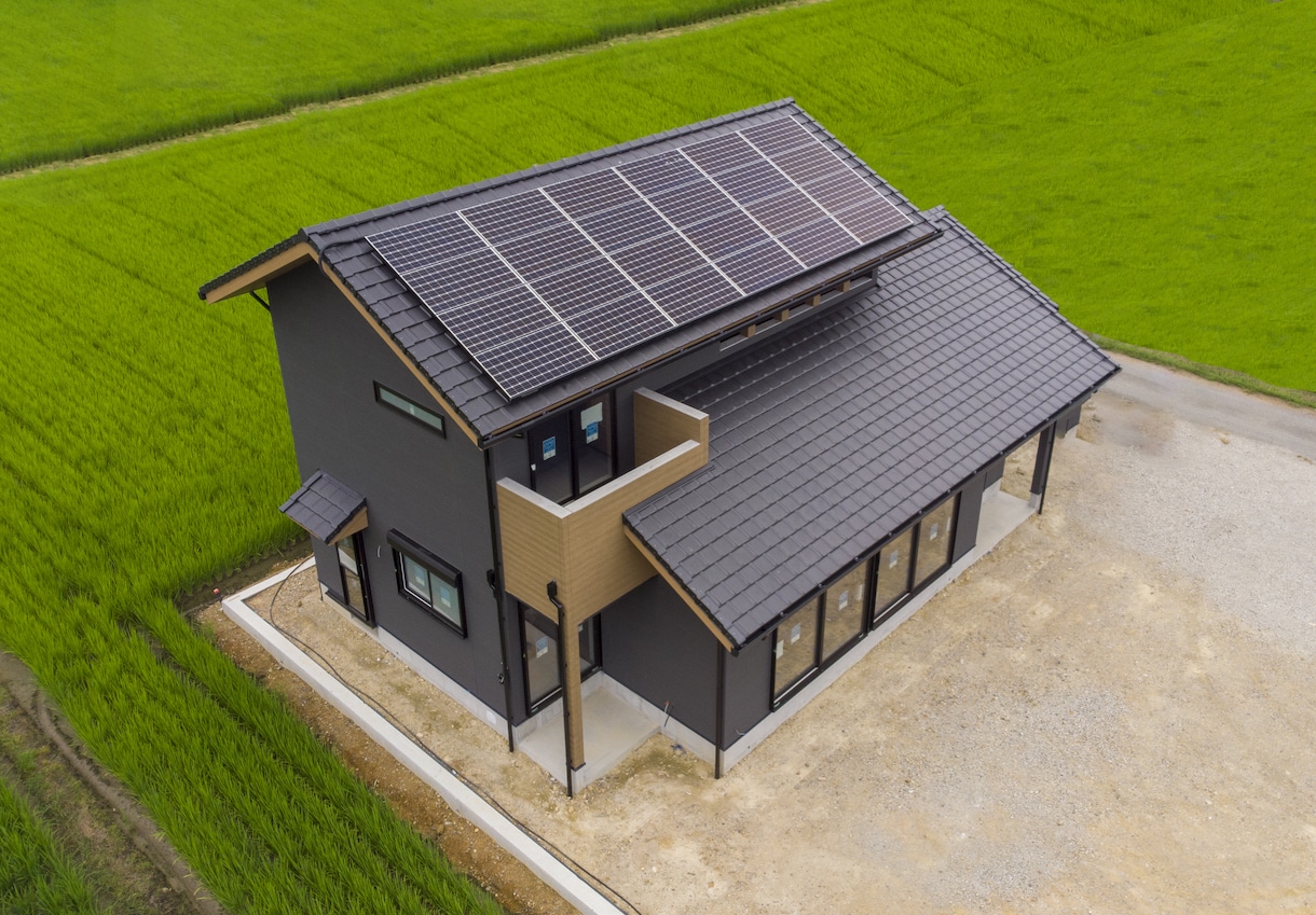 思い出を空から・・ご自宅お店をドローン撮影致します ドローンであなたの家(お店)や家族、思い出を空撮します！ イメージ2