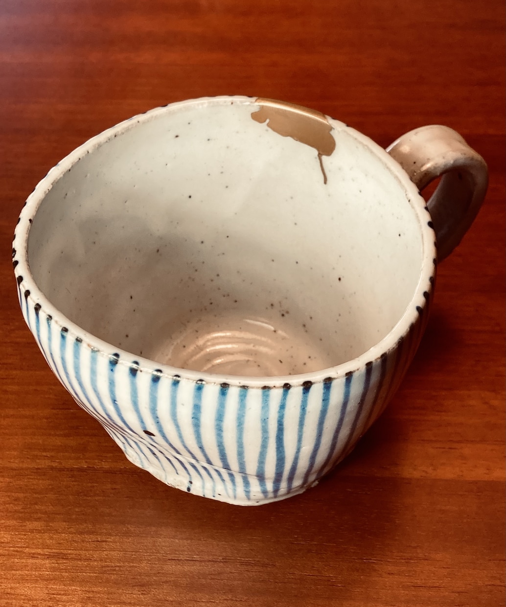 金継ぎで壊れた器の欠け・ヒビ・割れのお直しをします 天然の本漆と金粉・銀粉（丸粉）を使った伝統技法による繕いです イメージ7