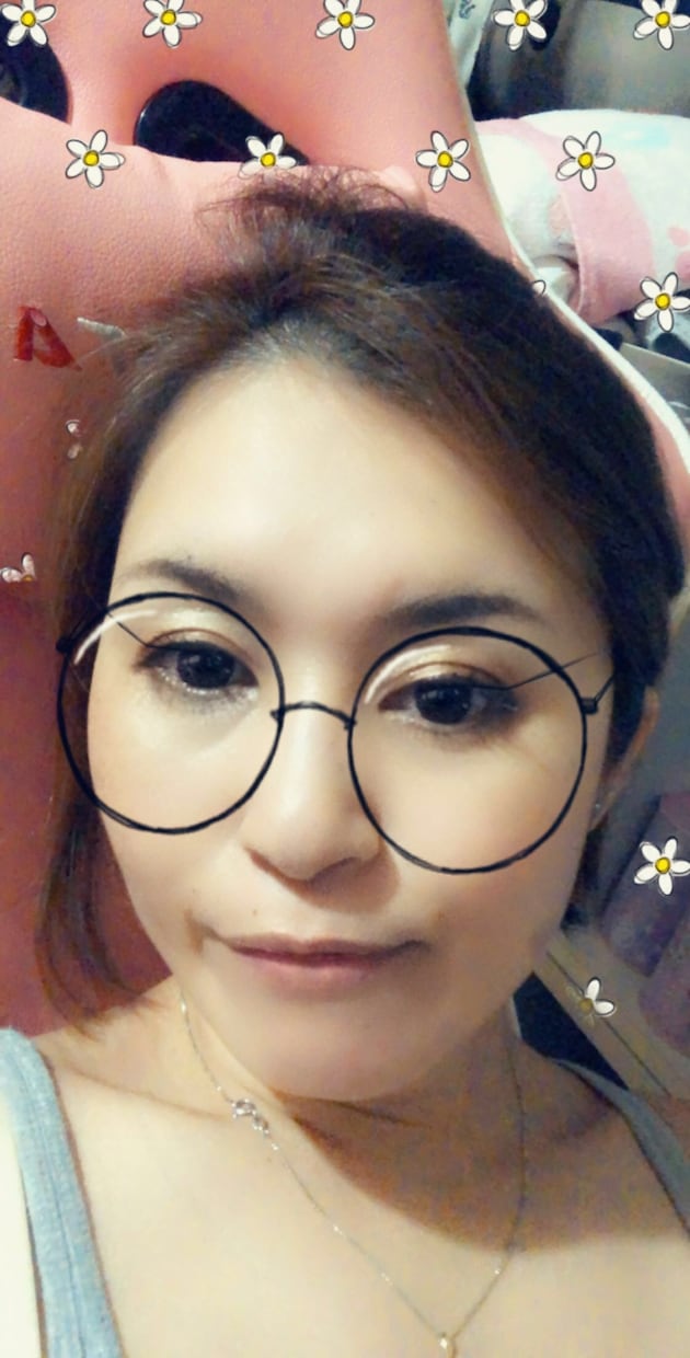 愚痴、悩み聞きます。話し相手になります スナックのママです。男性女性問わないです。 イメージ1