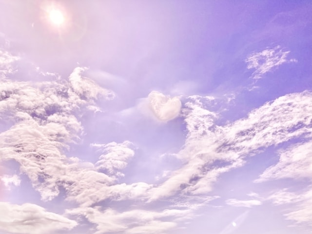 心が限界のあなたへ。お説教なしで、優しく占います 否定される恐怖から、あなたを救います イメージ2