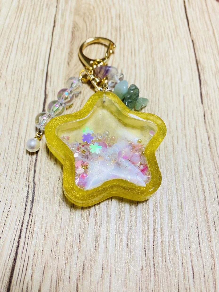 お子様や推し活に♡シャカシャカキーホルダー作ります お好きなカラー、形のシャカシャカキーホルダーをお作りします！ イメージ4