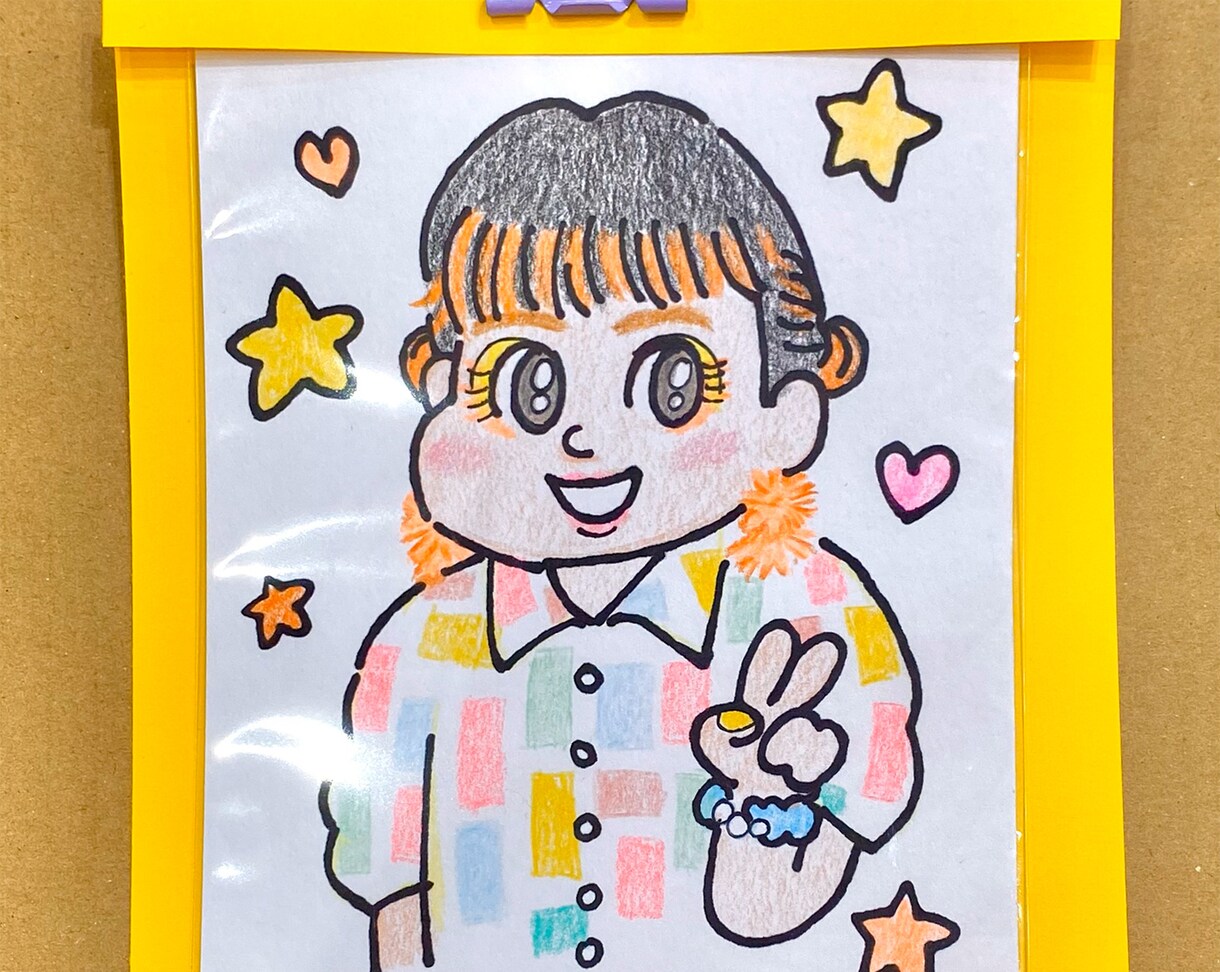 即日対応！色鉛筆で似顔絵をお描きします 唯一無二のあなたのイラストをお手元に☆ イメージ4