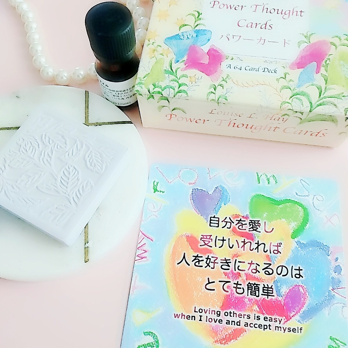 3種類のカードから各１枚ずつ合計3枚引き致します カードの言葉から元気を受け取っていただければ嬉しいです。 イメージ1