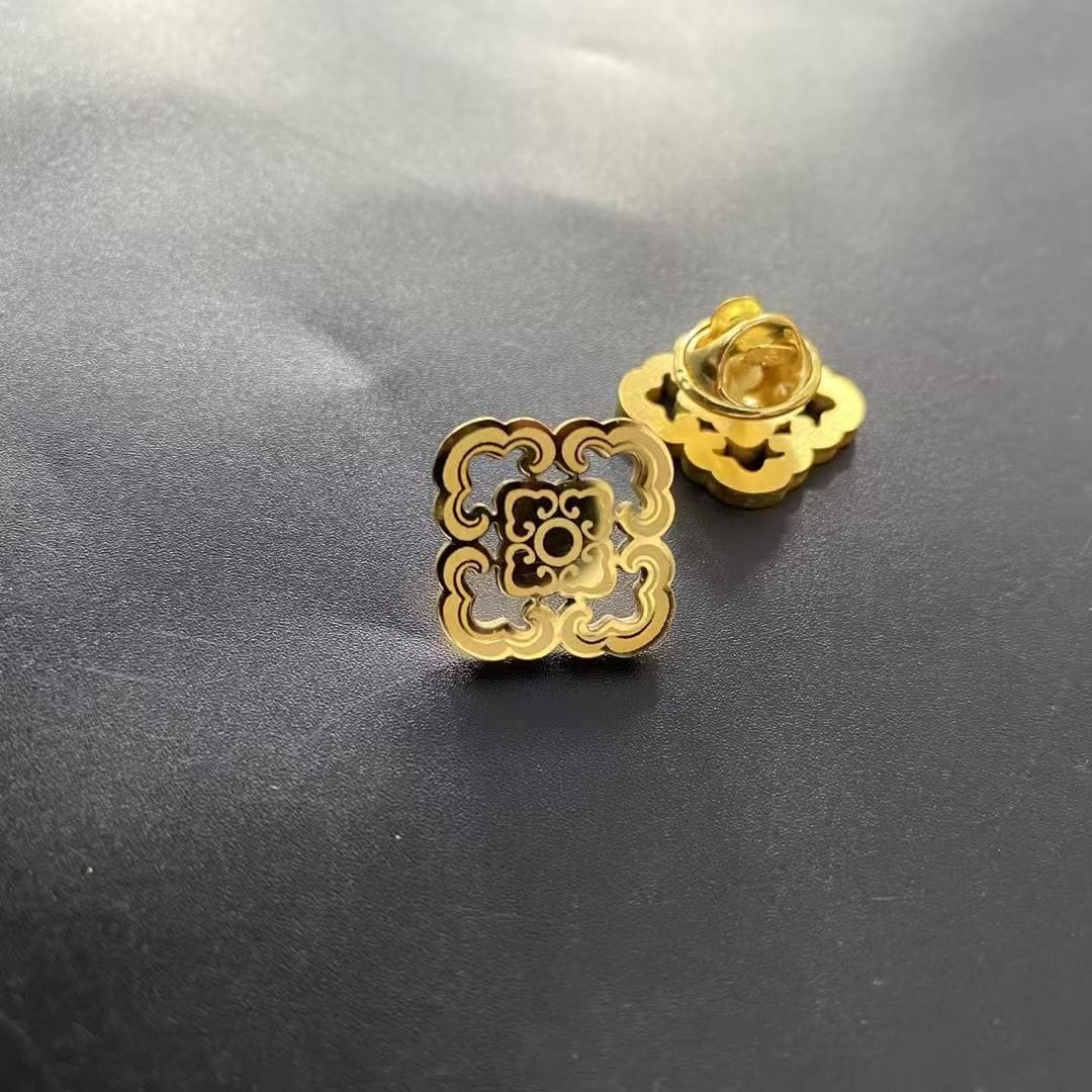 オリジナルの金属製ブローチをお作り致します 1点から対応可能！型料金無し！設計料金無し！ イメージ6