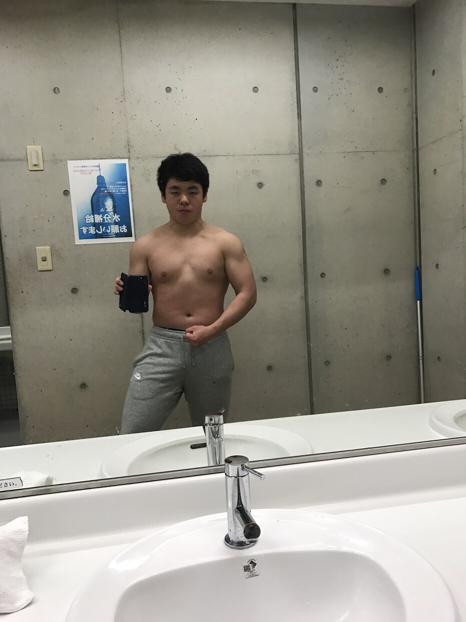 体を鍛えたいという人へ筋トレのメニューを考えます 筋肉をつけたい人、脂肪を減らしたい人。 イメージ1