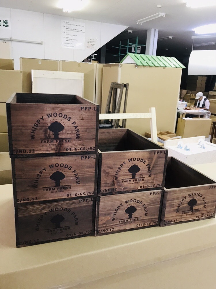 お子様向からお店用の家具や什器、看板など製作します おもちゃ箱や家具、什器で既製品に納得できない方ご相談下さい イメージ9