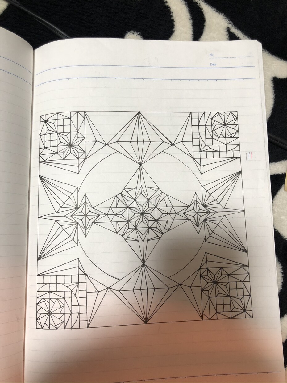 図形を組み合わせたデザインを描きます 丁寧で上手く仕上げる自信があります。 イメージ3