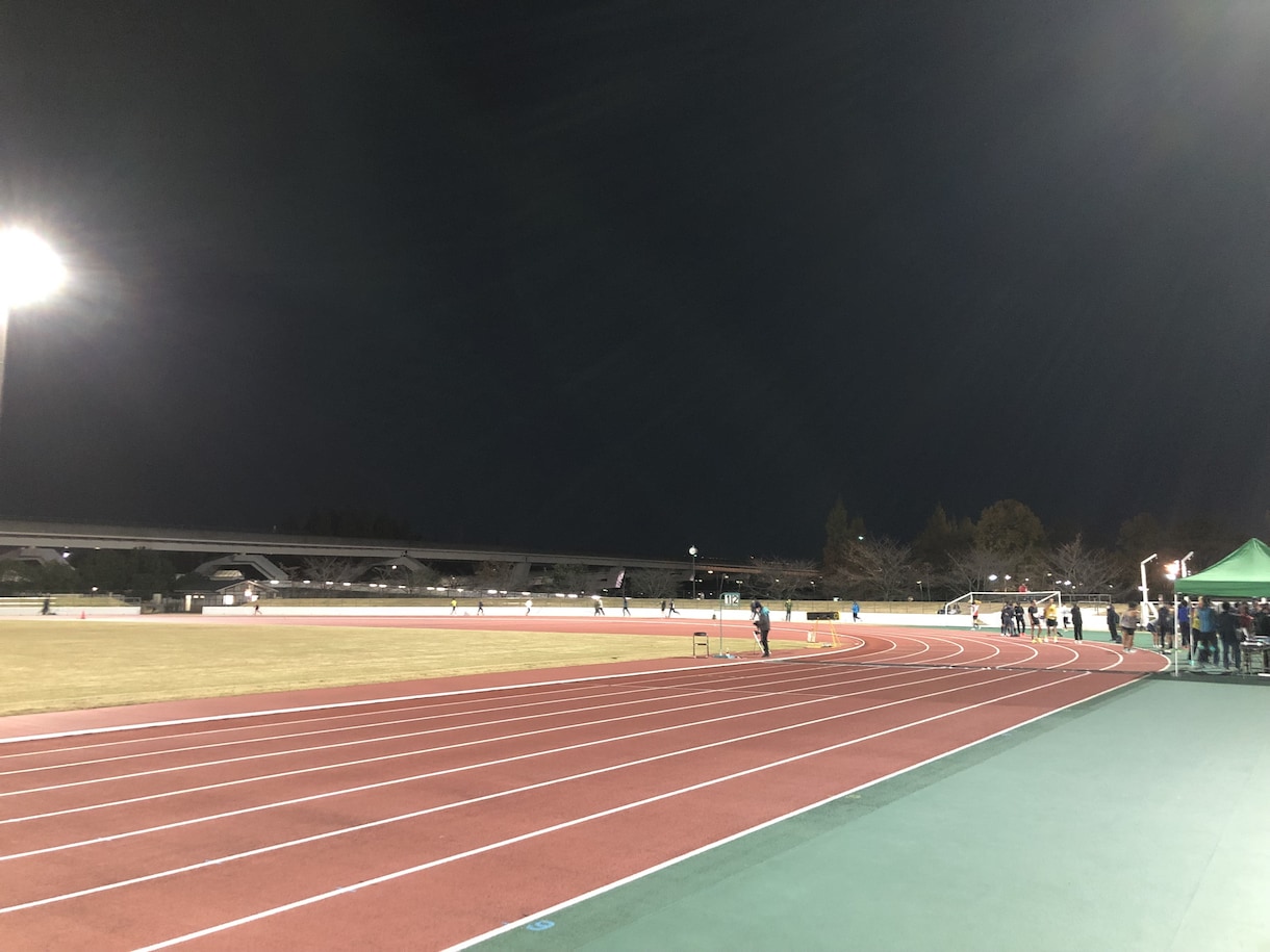 ランニングフォームを動画でチェックします 走っている動画を確認し、ランニングフォームのアドバイをします イメージ2
