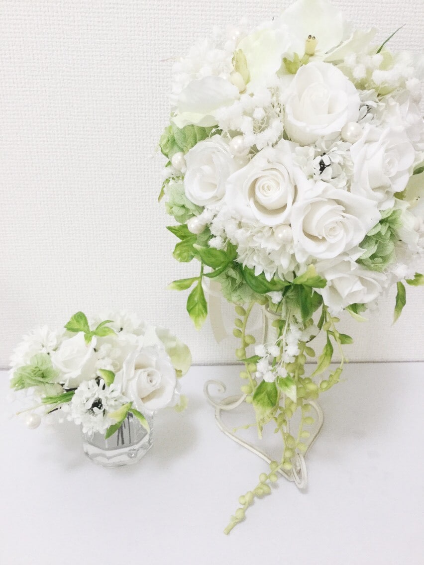 プリザアレンジで幸せと癒しを運びます お花を誰かのために贈りませんか？ イメージ4
