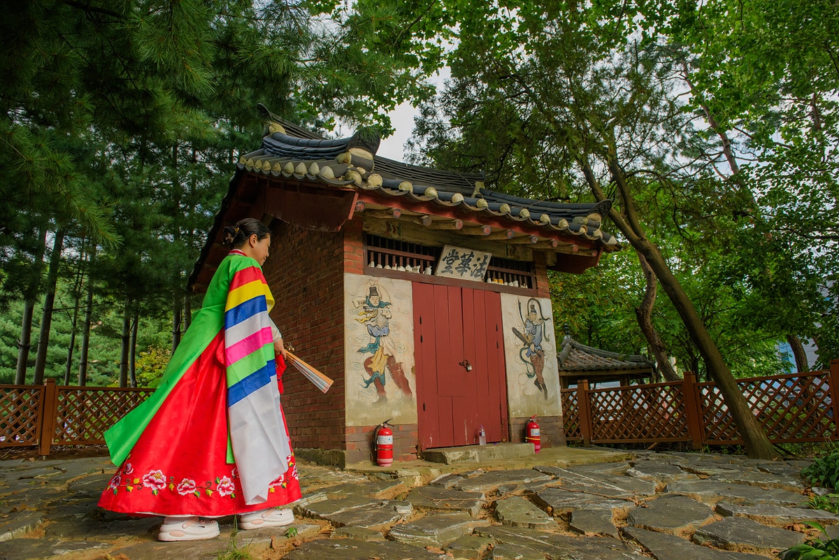 本場韓国ムダン巫女占いを日本にいながら体験できます 秘伝の技法で引き寄せ率を最大限UP↗️タイミング運勢占い✨ イメージ1