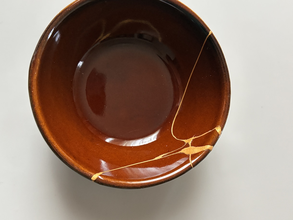 モダン金継ぎ〜グルー継ぎ〜で壊れた器修復いたします グルー継ぎは食器使用可能です。普段使いの器に適しています。 イメージ2