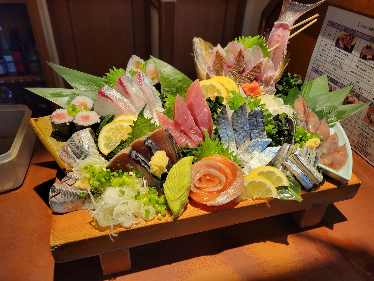 寿司と刺身と逸品料理のポイントを教えます 寿司と海鮮料理がメインの居酒屋調理長(アラサー)の技術提供。 イメージ1