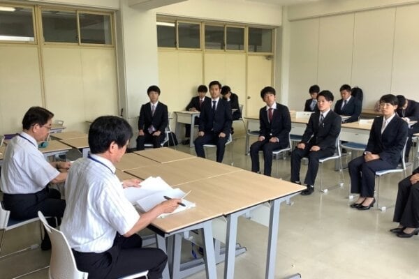教員採用試験面接対策をします １６年目の現役教員が徹底指導、あなたを教壇に導きます イメージ1
