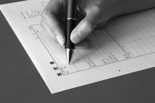 ESや職務経歴書を【何度でも】添削します →転職 就活 エントリーシート 自己PR 面接 志望動機 イメージ1