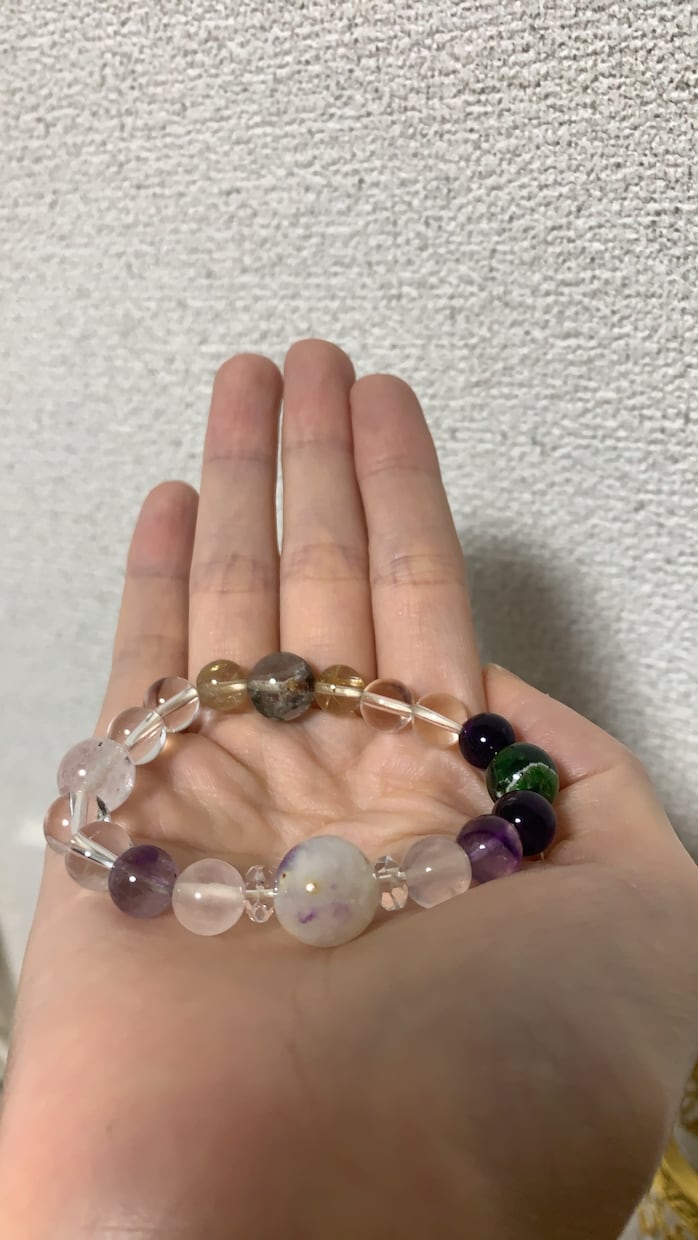 天然石ブレスレットを修理、またはリメイクします お家にあるお気に入りの石を使って石を追加してのリメイクが可能 イメージ2