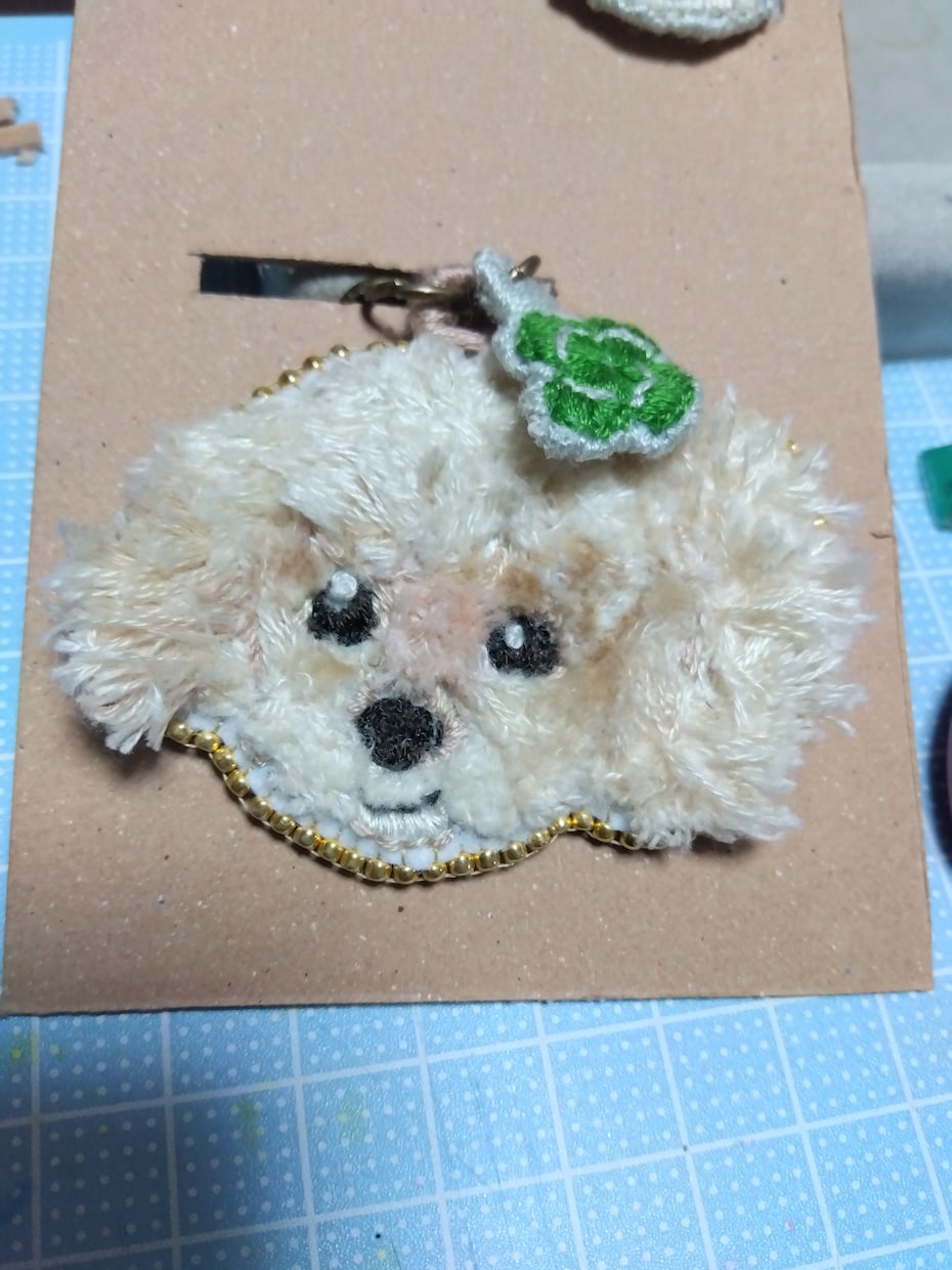 可愛いペットさんの刺繍アクセサリー作ります ナチュラル可愛い刺繍アクセで大切なご家族といつも一緒です イメージ6