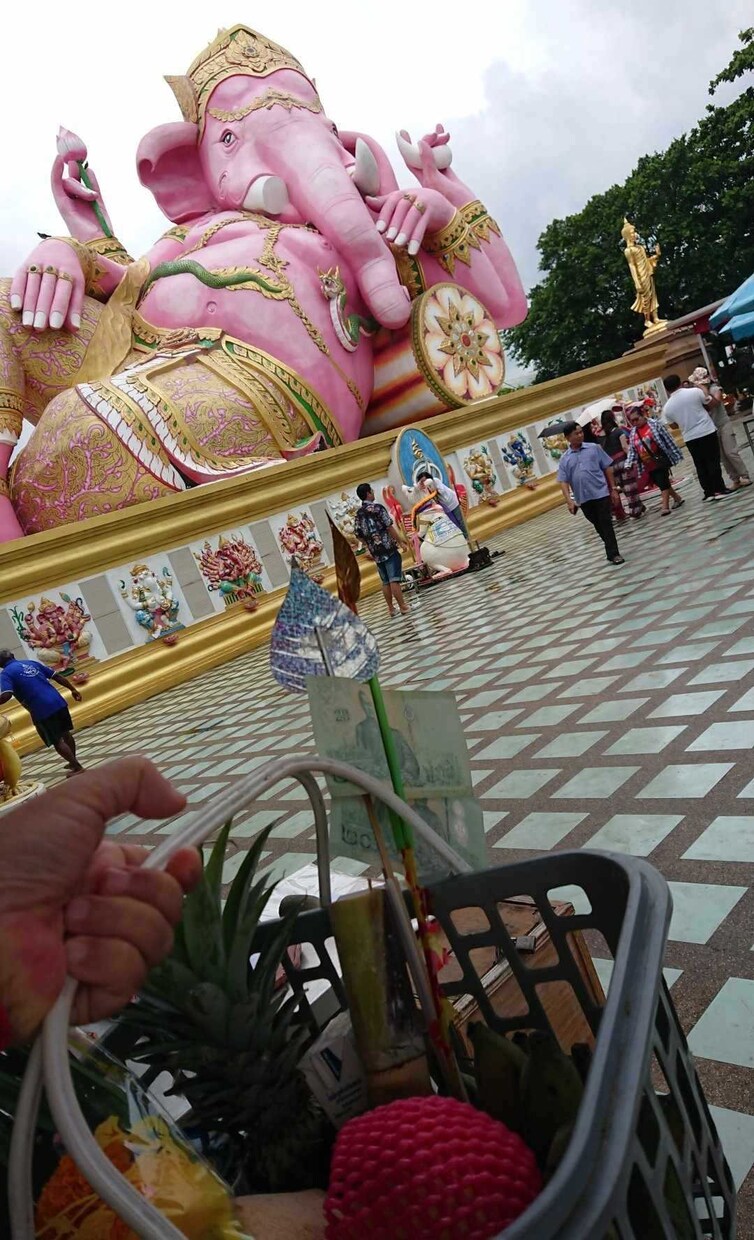 タイ最強開運の巨大ピンクガネーシャへ参拝します 結婚、金運、健康、何でも！ピンクガネーシャへ真剣祈願代行 イメージ4
