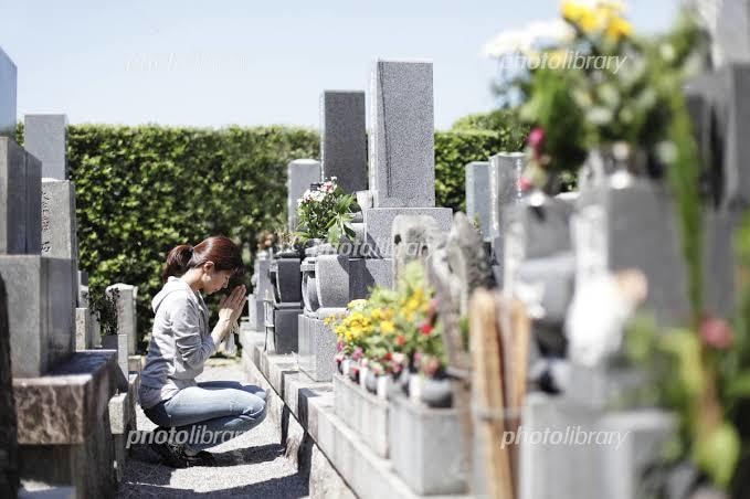 愛媛県周辺のお墓参り行います お忙しい皆様のお墓の清掃、参拝などなど行います！ イメージ1