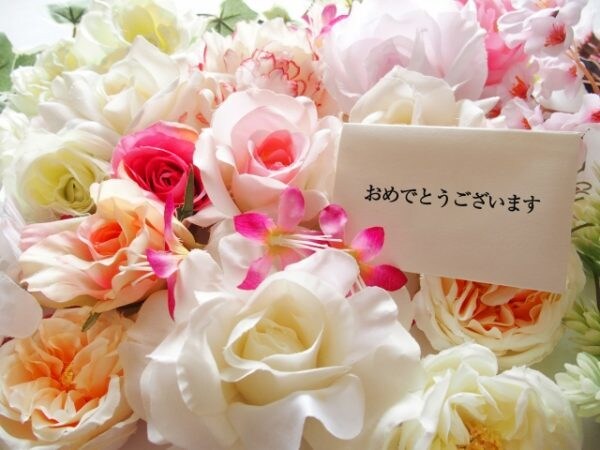 結婚ムービー作ります 持ってる写真で手軽に映像を作ります！！！ イメージ1