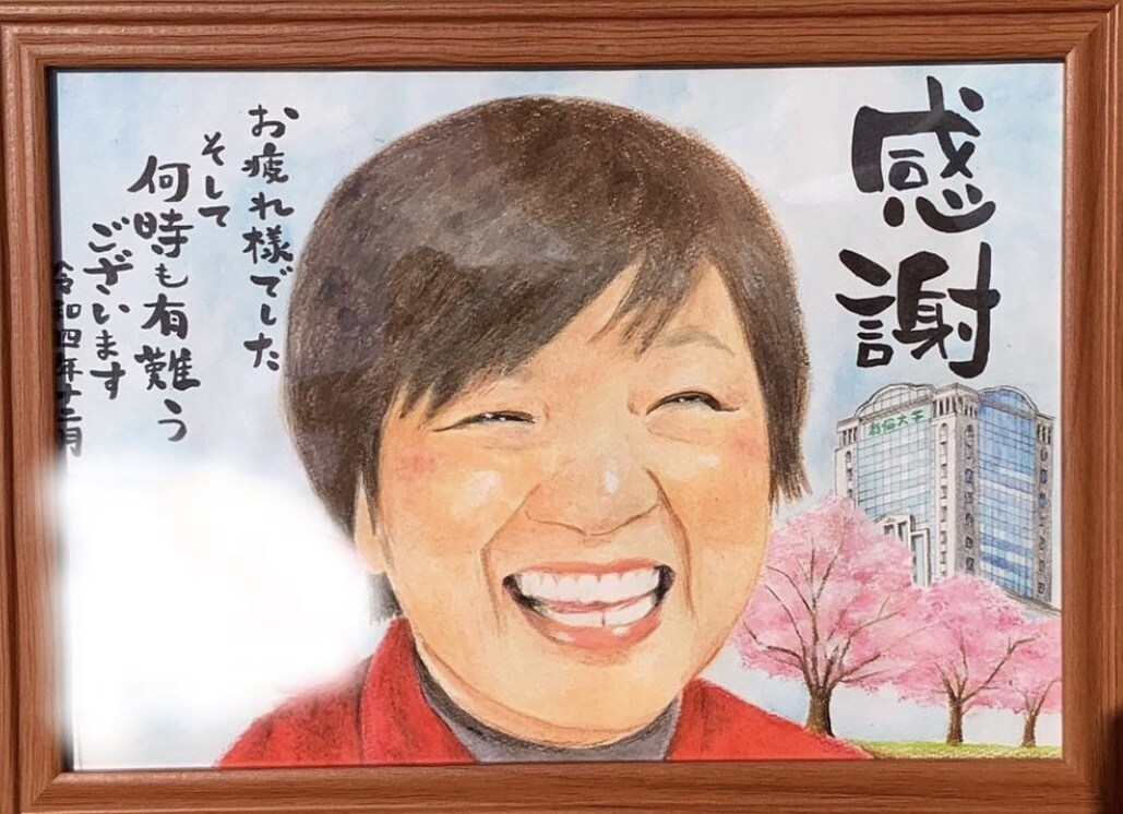 やさしい手描きタッチで似顔絵をお作りします 思い出の一瞬を、やさしい色と表情で形にします。 イメージ5