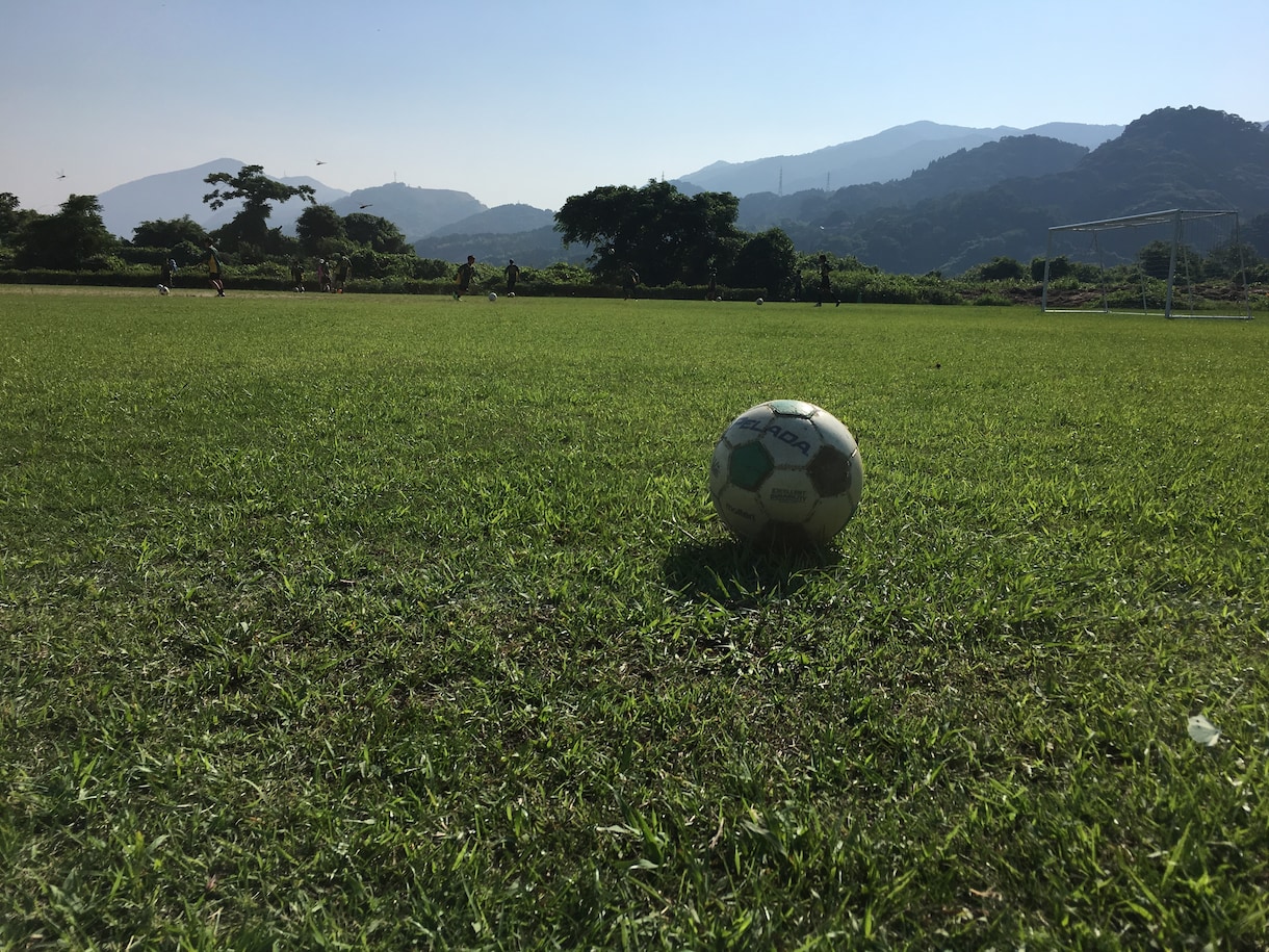 サッカーが上手くなりたいお子さんに提供します 華麗なドリブルを手に入れ周りの選手と差をつけよう！！ イメージ1