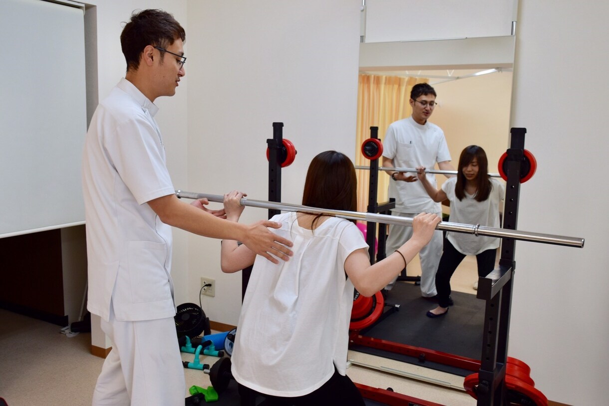 ダイエットメ筋トレメニュー作成します ダイエット、ボディメイク、栄養などのメニュー作成いたします。 イメージ1