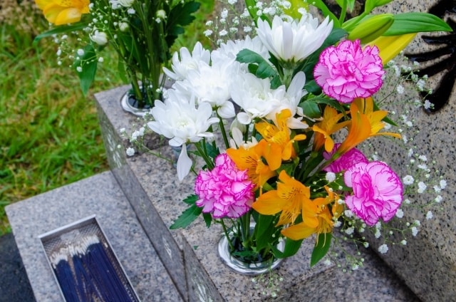 お墓参り行きましたか？ご先祖様へのお参り代行します ご先祖さまの寂しさを少しでも減らすお手伝いを致します イメージ4