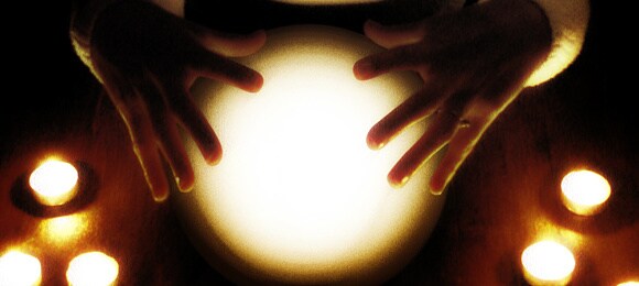 電話で占います 占いの館で本格的に勤務しさらに占いのお仕事をするため イメージ2