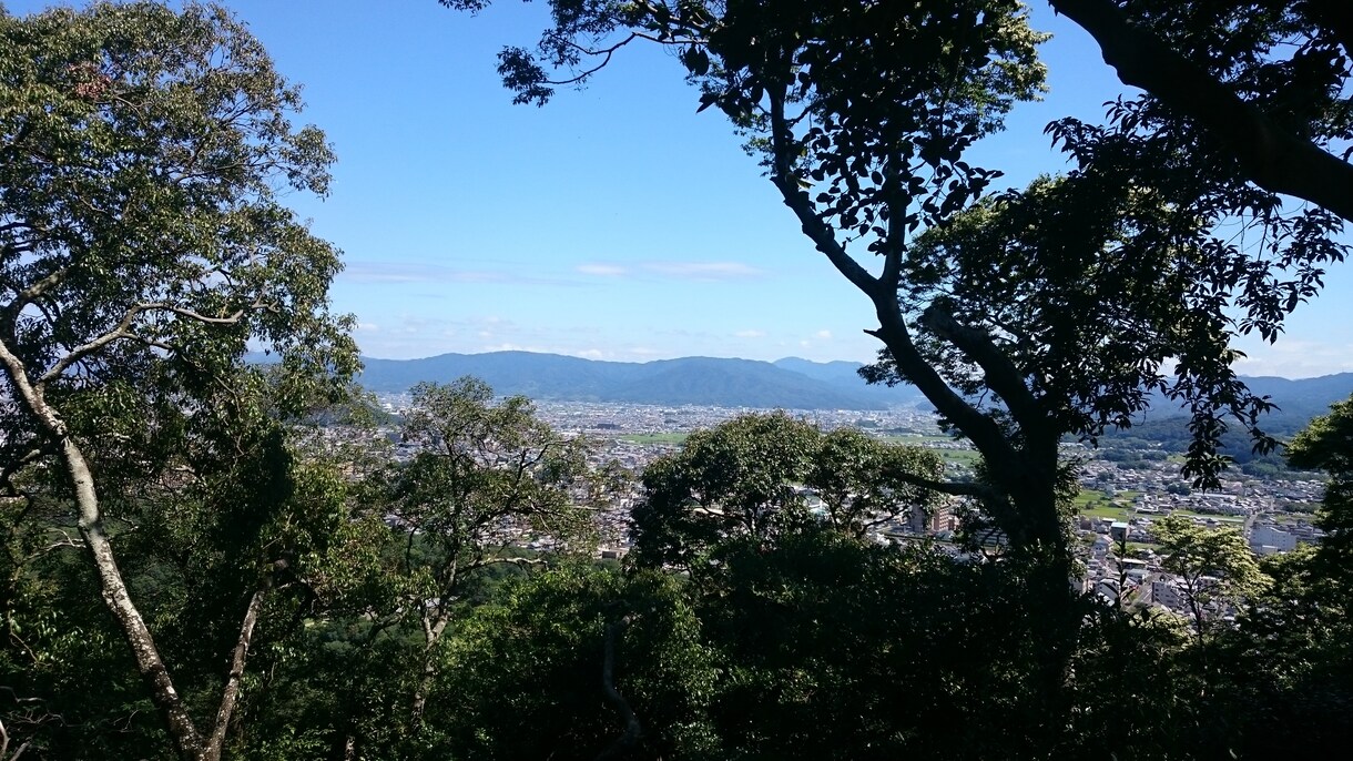 奈良を案内します ２０年住んでなんでこんなに奈良に魅せられるのだろう。 イメージ1