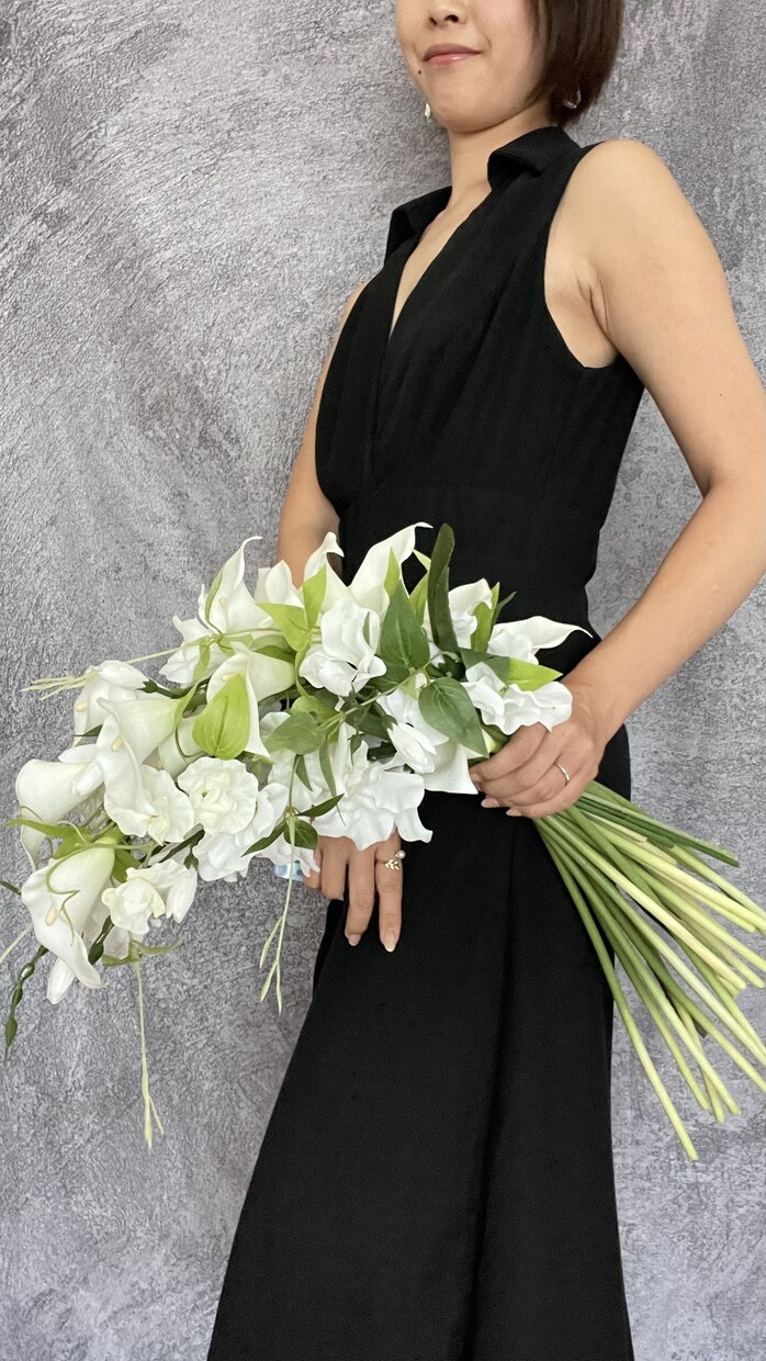 結婚式のブーケつくります あなたの選んだ素敵なドレスに合うブーケをご用意します イメージ4