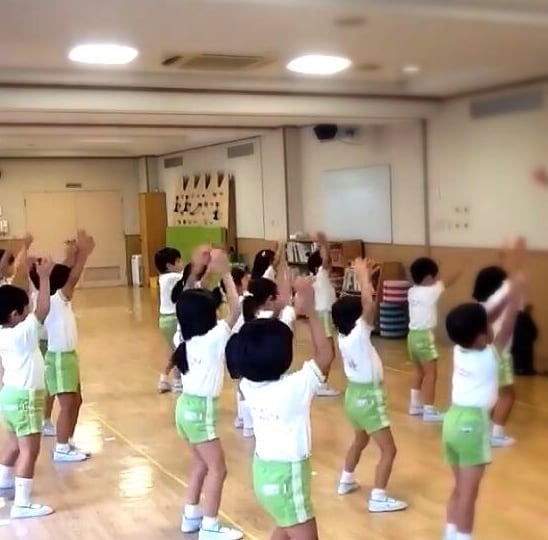 格安で幼児向けのダンス振り付け動画提供します 年少〜年中さん向けのダンス振り付けを格安で提供します。 イメージ1